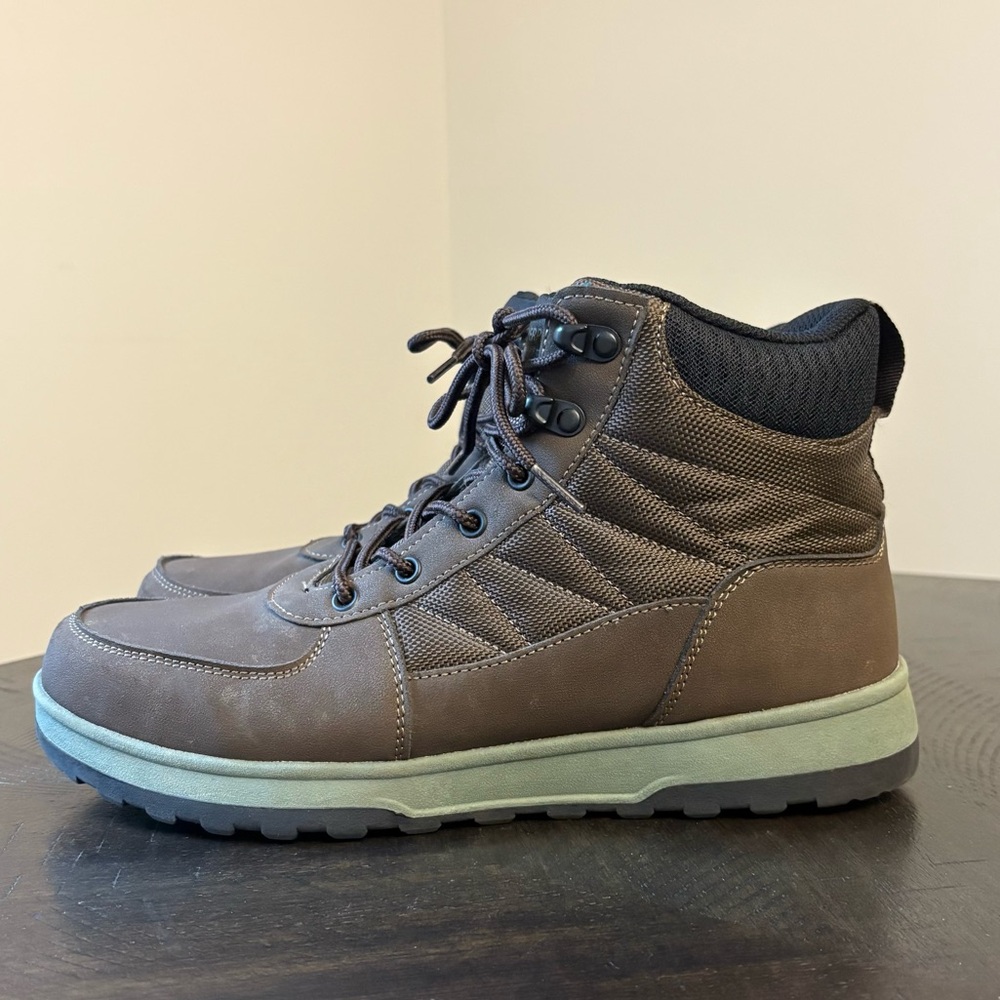 Weatherproof Men’s Brown Lace-Up Boots Men’s Size 9 Lightweight Boot